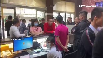 協天廟主委惡鬥　警到場一招平息衝突