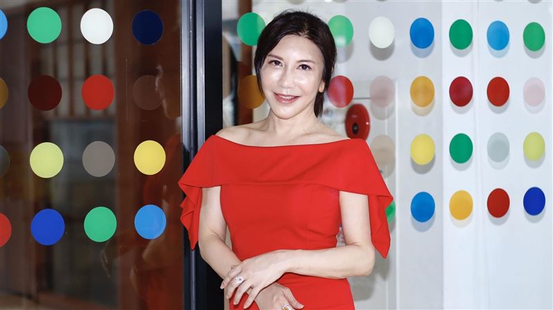 女主播高燒昏迷　醫：幾乎腦死很難活