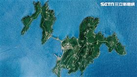 國立中央大學太空及遙測研究中心,2021年衛星影像月曆「離‧島」。圖/中大提供