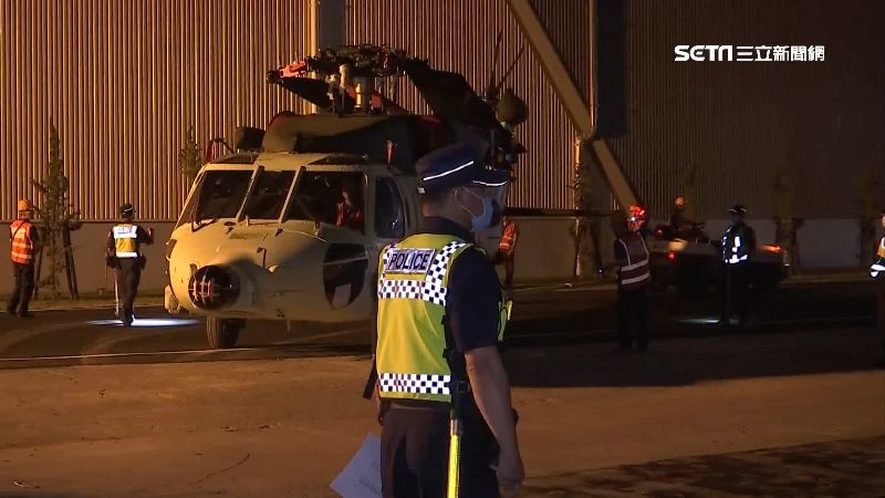 不修黑鷹改調洗飛機　亞航遭爆逼簽約