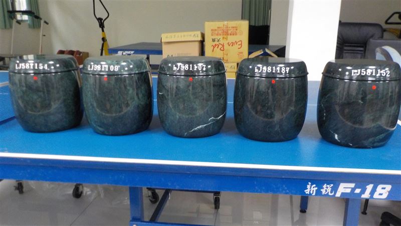 宜蘭分署12／1拍賣40個空骨灰罐