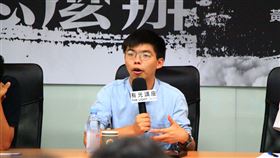 黃之鋒：堅持看到希望  爭取香港民主自由香港眾志秘書長黃之鋒3日晚間在台中出席「香港怎麼了，台灣怎麼辦」座談會，他表示，這場運動已經不只是反送中，不是看到希望才堅持，而是堅持看到希望，要持續努力讓香港成為自由民主的地方。中央社記者蘇木春攝　108年9月3日