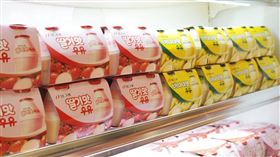 ▲韓國熱銷商品Binggrae香蕉牛奶胖胖瓶空運來台。（圖／業者提供）