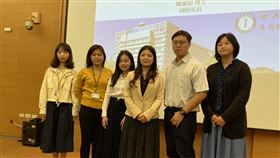 中研院基因體研究中心副研究員陳韻如與團隊首度發現並證實，促使阿茲海默症更加惡化的關鍵機制，為大腦中的蛋白質TDP-43。（圖／記者簡浩正攝影）