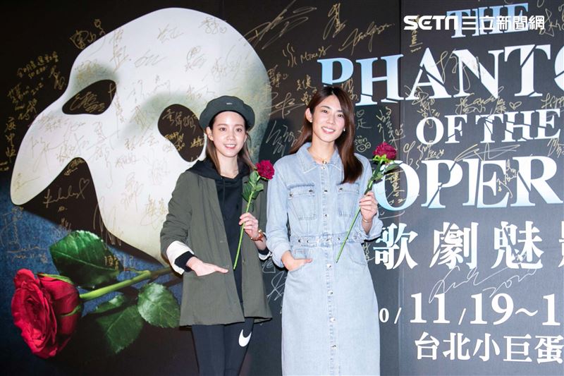 王月、鳳小岳、程予希、林思宇、項婕如、李迪恩、黃豪平觀賞「歌劇魅影」。（圖／記者楊澍攝影）