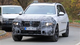 才發表2年就要改款?X7偽裝車現身