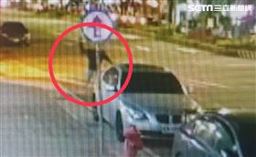 BMW,砸車毀損,新店,翻攝畫面