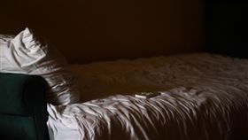 -枕頭-寢具-睡覺-（圖／pixabay）