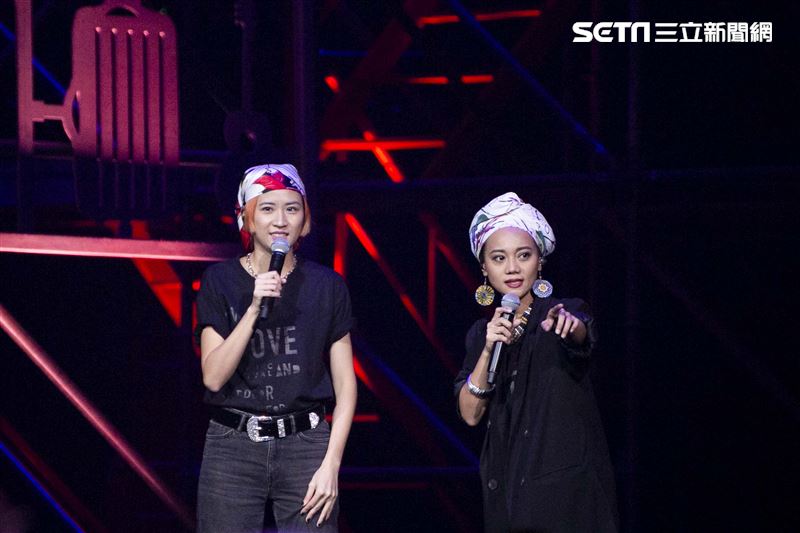 阿爆、桑布伊、戴愛玲、安溥、佛跳牆、9m88、萬芳出席愛之日常音樂節無距場。（圖／記者楊澍攝影）