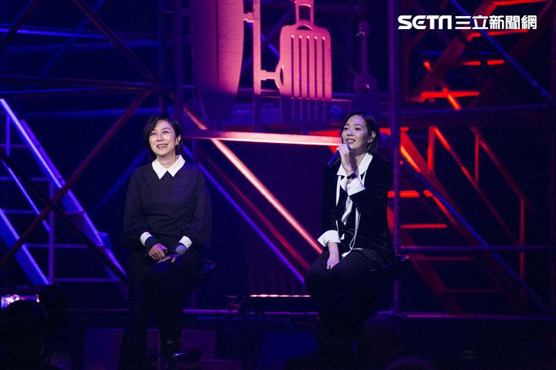 阿爆、桑布伊、戴愛玲、安溥、佛跳牆、9m88、萬芳出席愛之日常音樂節無距場。（圖／記者楊澍攝影）