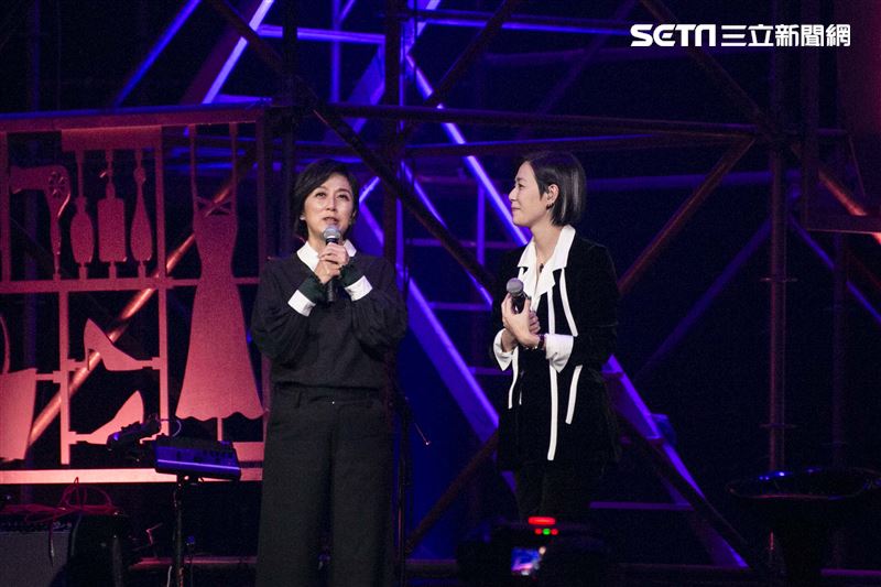 阿爆、桑布伊、戴愛玲、安溥、佛跳牆、9m88、萬芳出席愛之日常音樂節無距場。（圖／記者楊澍攝影）