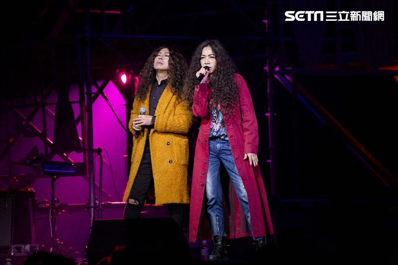 阿爆、桑布伊、戴愛玲、安溥、佛跳牆、9m88、萬芳出席愛之日常音樂節無距場。（圖／記者楊澍攝影）