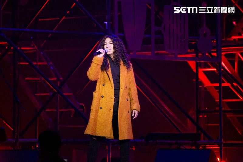 阿爆、桑布伊、戴愛玲、安溥、佛跳牆、9m88、萬芳出席愛之日常音樂節無距場。（圖／記者楊澍攝影）