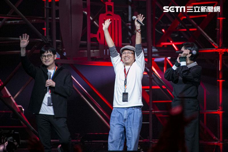 阿爆、桑布伊、戴愛玲、安溥、佛跳牆、9m88、萬芳出席愛之日常音樂節無距場。（圖／記者楊澍攝影）