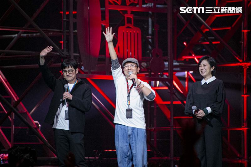 阿爆、桑布伊、戴愛玲、安溥、佛跳牆、9m88、萬芳出席愛之日常音樂節無距場。（圖／記者楊澍攝影）