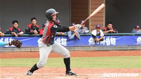 興大附農張杰倫拿下兩個打擊獎。（圖／記者王怡翔攝影)