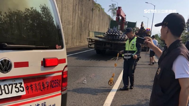 疑吃菱角靠車門　女摔落匝道遭輾雙腿