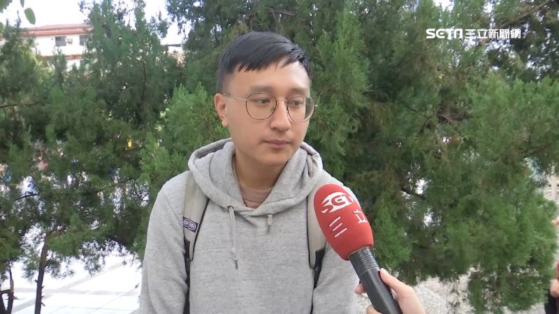 藍青年團批丟豬內臟　遭深藍留言狂罵