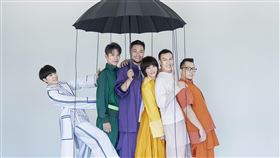 臺北最High新年城-2021跨年晚會,魚丁糸,周興哲。圖／臺北市觀光傳播局與必應創造提供