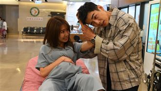 郭書瑤遭爆拍戲狂開黃腔　眾人全驚呆