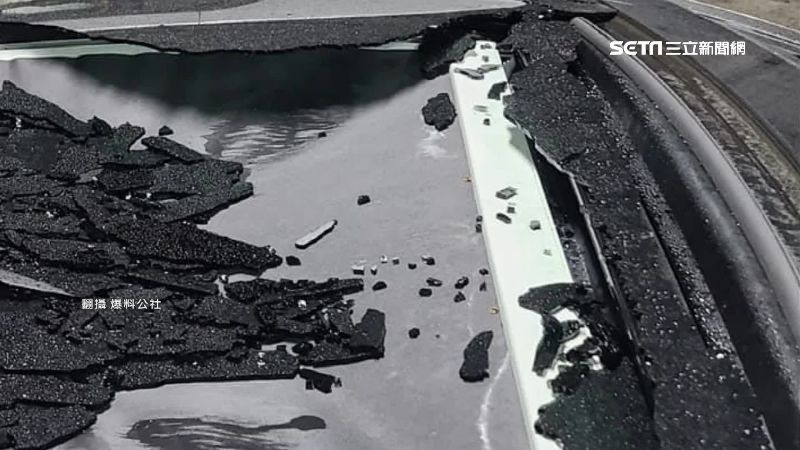 行駛中天窗突爆裂　業者：從沒遇過
