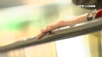 電動步道扶手藏細針　民眾手割傷見血