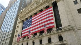 美股標普500漲逾1%  攻上歷史新高點美股當地時間13日收紅，標準普爾500指數上漲1.36%，攻上歷史新高點。圖為紐約證券交易所。中央社記者尹俊傑紐約攝　109年11月14日