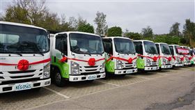 金門16輛回收車機具到位（3）金門縣環保局最近新購置16輛資源回收車輛及機具，贈車儀式30日下午在環保公園舉行，這些新車將由各鄉鎮人員開回，加入金門環保工作陣容。中央社記者黃慧敏攝  109年11月30日