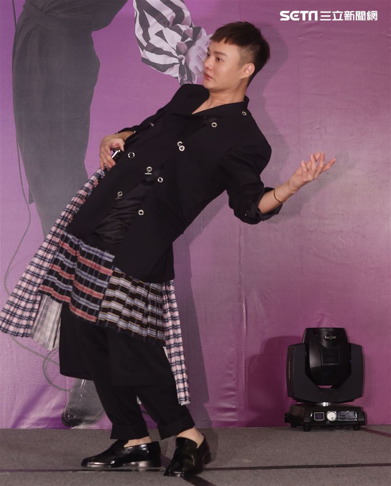 許富凱「拾歌」台北小巨蛋演唱會暨全新專輯「拾歌」發片記者會。（記者邱榮吉/攝影）