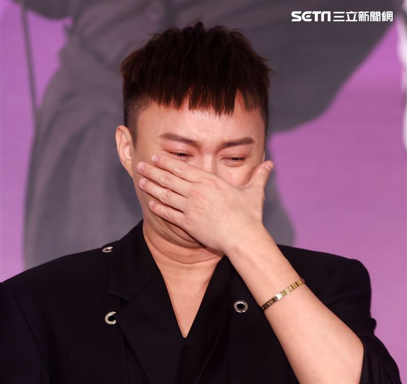 許富凱「拾歌」台北小巨蛋演唱會暨全新專輯「拾歌」發片記者會。（記者邱榮吉/攝影）