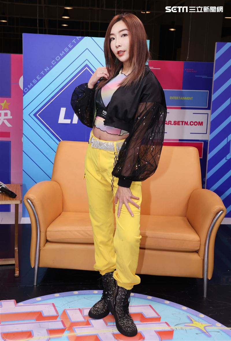 李宓(唱片宣傳)安安大明星。（記者邱榮吉/攝影）