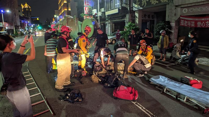 高雄2工人昏迷受困下水道　送醫雙亡