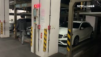 機械車格警示滅　駕駛倒車險墜車坑