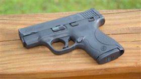 玩具槍，手槍（圖／翻攝自pixabay）