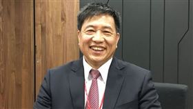 台北市電腦公會理事長彭双浪預估，面板能見度可到明年上半年，明年市場需求樂觀，希望價格越穩定越好。中央社記者鍾榮峰攝　109年12月2日