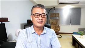 命理師高煜霖分析西寧國宅風水問題。（圖／記者楊忠翰攝影）