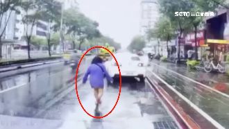 獨／婦滑壘碰瓷路邊車　見影片秒改口