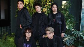 七月半樂團三立新聞網專訪。（記者邱榮吉/攝影）