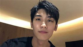 （圖／翻攝自黃俊捷微博）