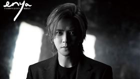 羅志祥拍攝雜誌封面。（圖／《enya Fashion Queen時尚女王》授權提供）