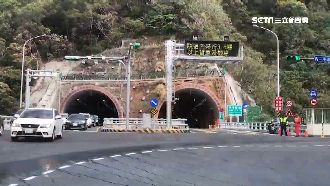 草埔隧道開放大貨車　司機接罰單傻眼