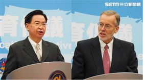 吳釗燮、酈英傑（組合圖／記者陳政宇攝影）