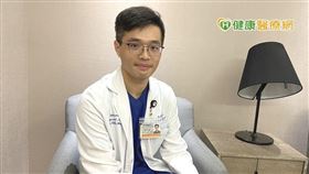 蘇志盛醫師表示，因臺安醫院鄰近台北市公司林立的精華地段，在臺安醫院的B型肝炎患者普遍是上班族，考量到上班族的看診方便性，臺安醫院特別在平日晚上和星期日早上開設肝病門診，讓工作忙碌的患者可以定期回診拿藥及追蹤檢查B型肝炎。