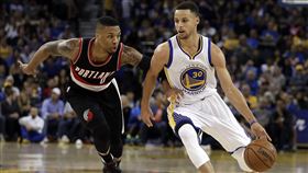 NBA／小李飛刀太狂！柯瑞下戰帖
NBA,金州勇士,Stephen Curry,波特蘭拓荒者,Damian Lillard,Logo-shot
美聯社／達志影像