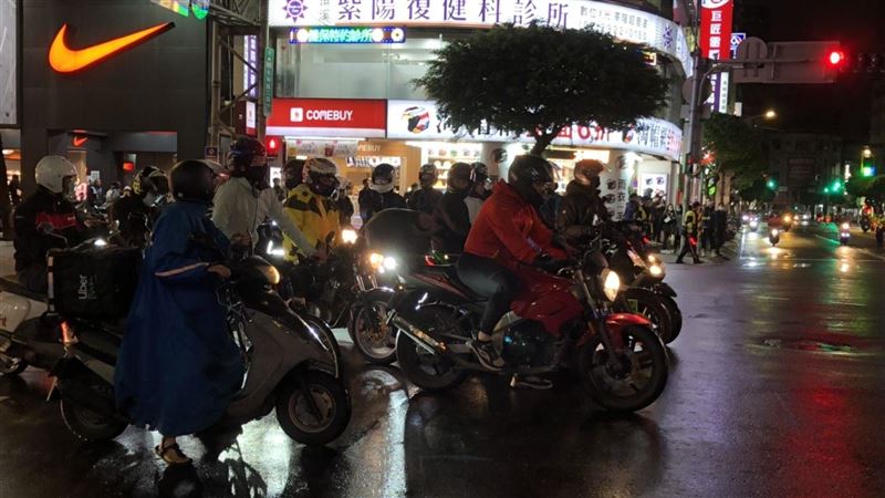 永和警一招制敵！　完勝待轉大富翁