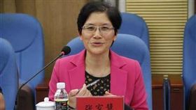 前海南省高級人民法院副院長張家慧，因涉及收賄、詐騙、枉法裁判等多項罪名，判處有期徒刑18年(圖/翻攝搜狐新聞)