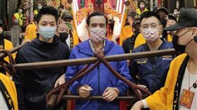 馬英九赴艋舺青山宮，出席「靈安尊王暗訪夜巡」慶典活動。（圖／馬英九臉書）