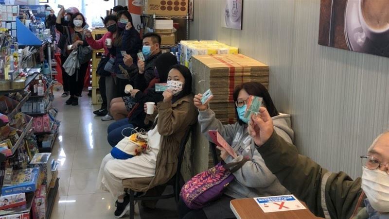 1分最快賣3千盒　萊潔這口罩破紀錄