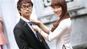 情侶、夫妻、婚紗照，示意圖／翻攝自Pixabay