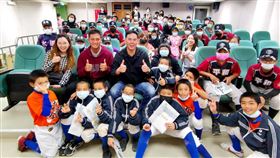 林晨樺馬傑森和小選手分享面對低潮的心境。（圖／球芽基金提供）